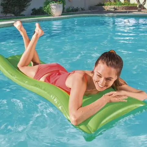 Colchoneta flotante inflable – Bestway